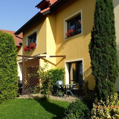 Pension Maja Cesky Krumlov Exterior photo