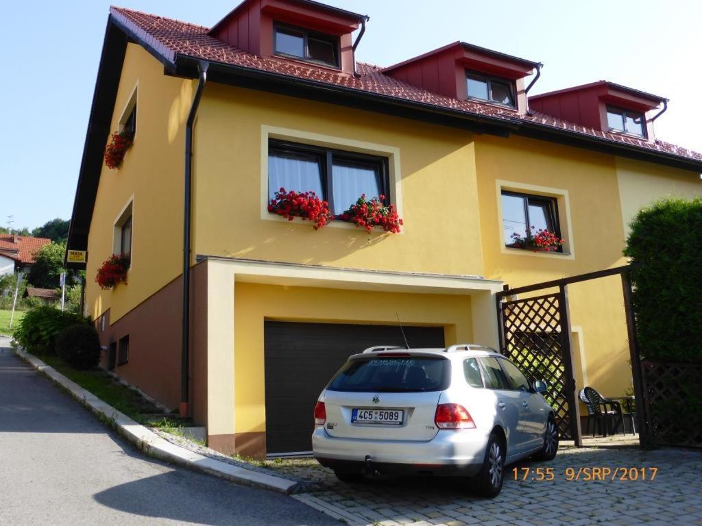 Pension Maja Cesky Krumlov Exterior photo